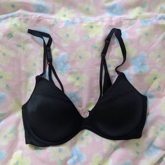 NWT VS PINK Varsity Light Scoop Push-Up Bra - Picture 2 of 4
